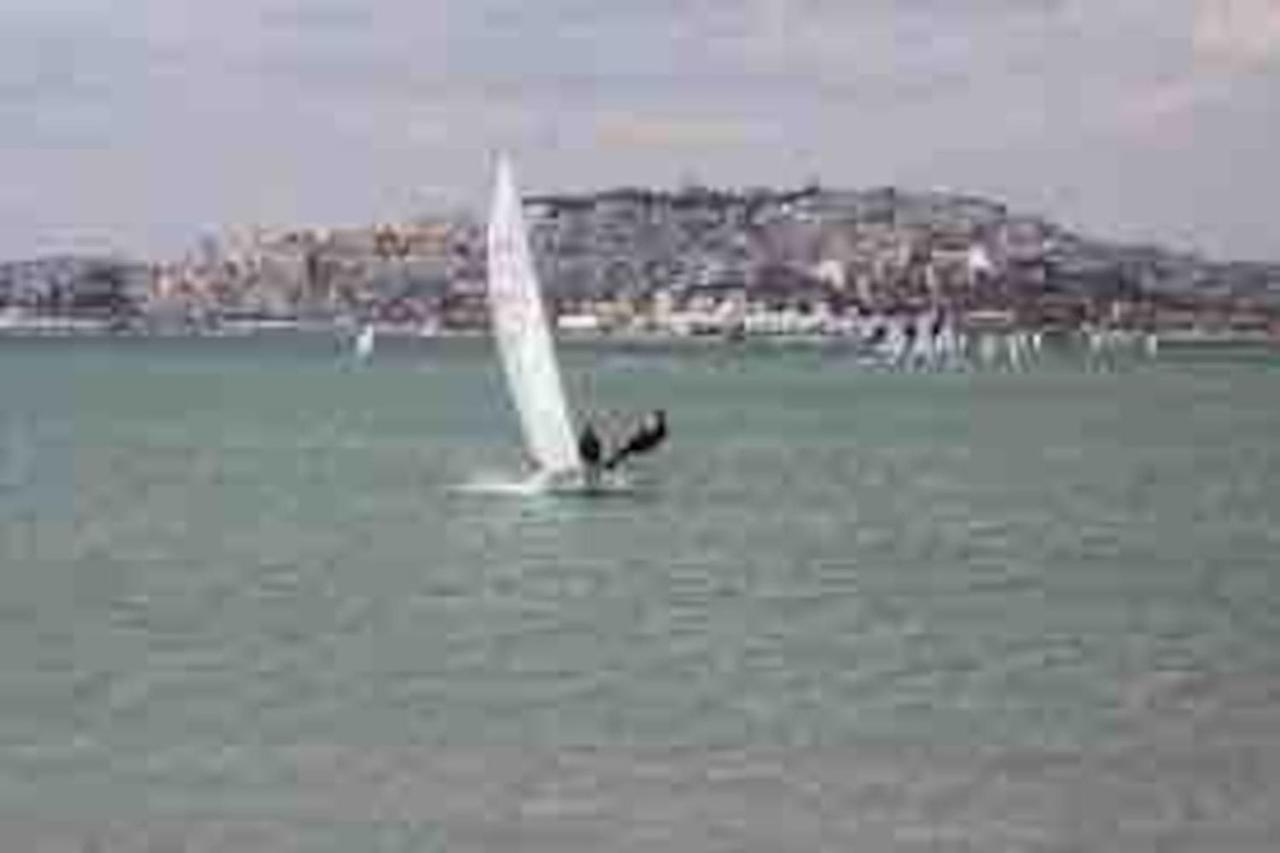 Paleo Faliro Fully Equipped 2 Bedrooms 90 Sqm Big 200m To Free